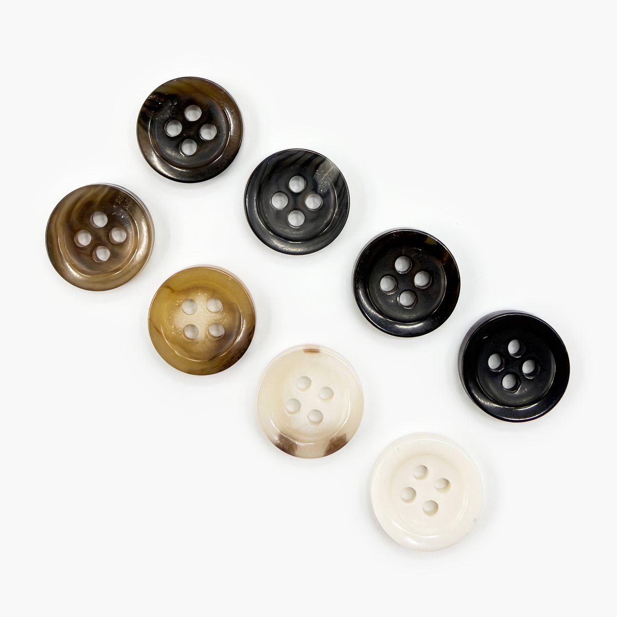 MA-307 biomass horn-style 4-hole polyester buttons